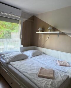 Standard Apartman · 2 fő · 24 m² — Pároknak és horgászoknak: kompakt, kényelmes bázis a tóhoz.